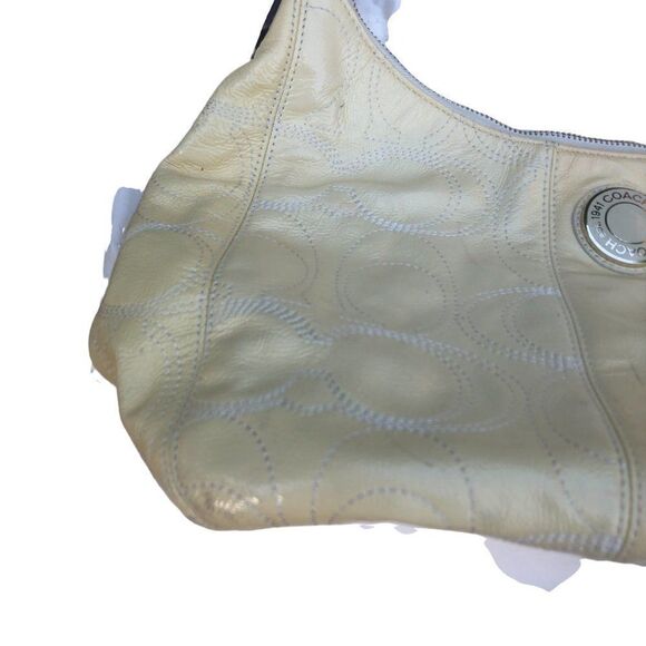 Vintage Coach Leather Shoulder Bag Purse With Dust Bag - Picture 8 of 15